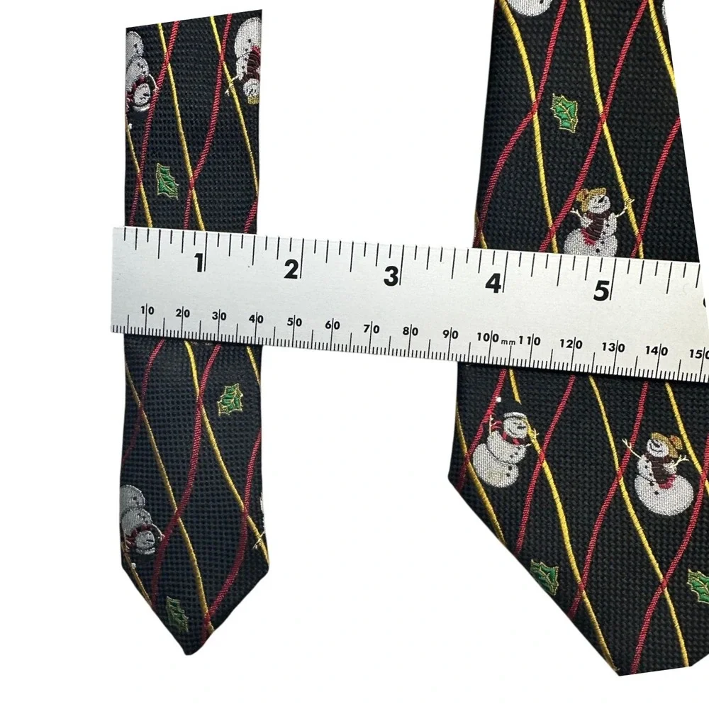 Holiday Traditions All Silk Hand Made Snowman Holly Christmas Necktie‎